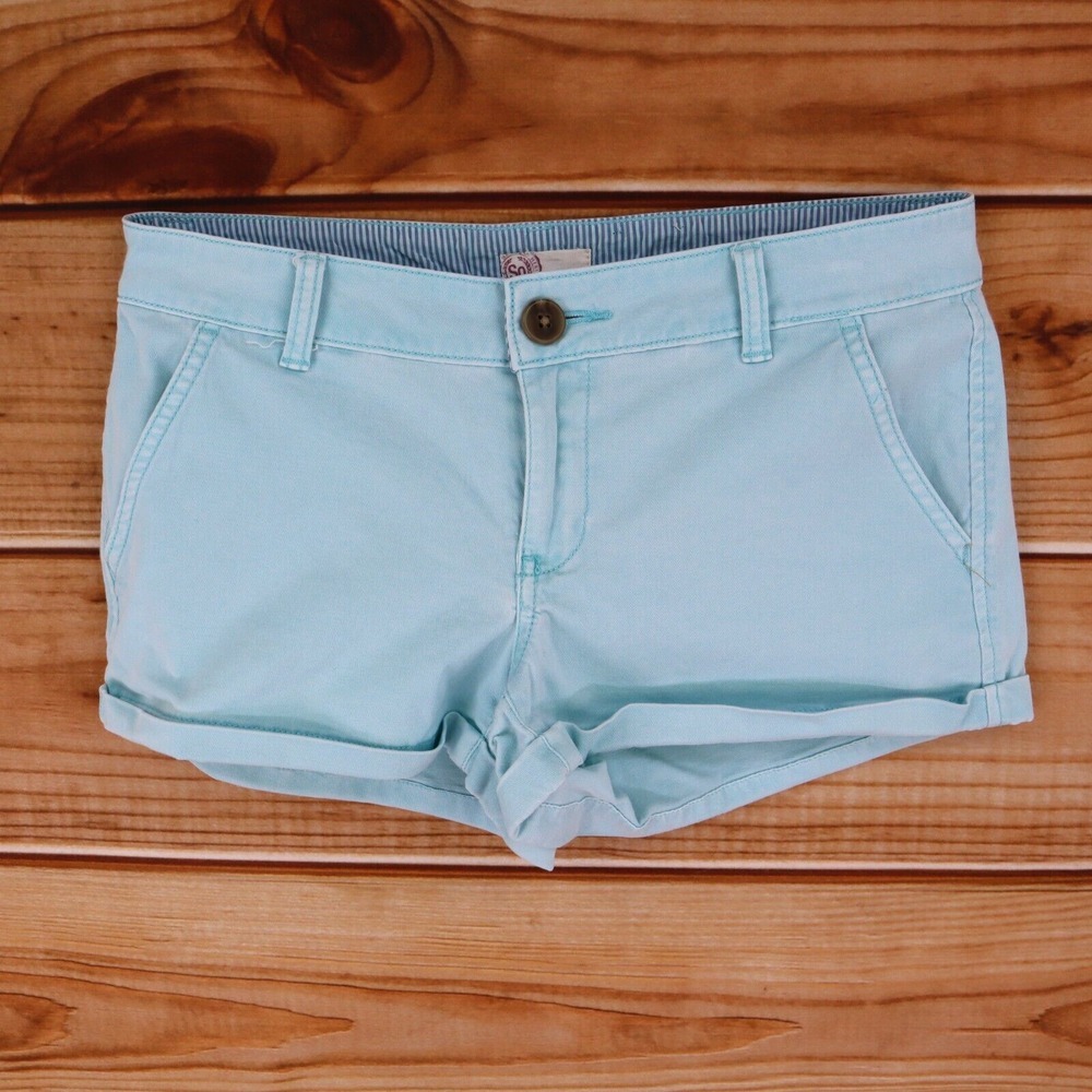 SO Shorts Cuffed Low Rise Juniors 7 Blue‎ Light Wash Cotton Blend Chinos Pockets